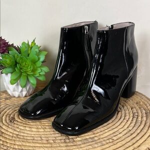 Intentionally Blank Black Patent Leather Ankle Boots 10 Square Mod Chunky Heel